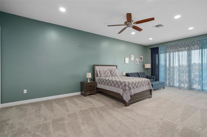 Image No.41-6 Bed Property for sale