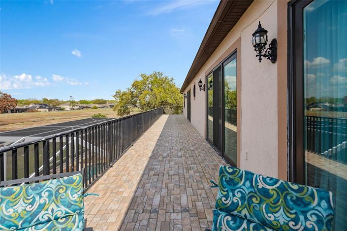 Image No.48-6 Bed Property for sale