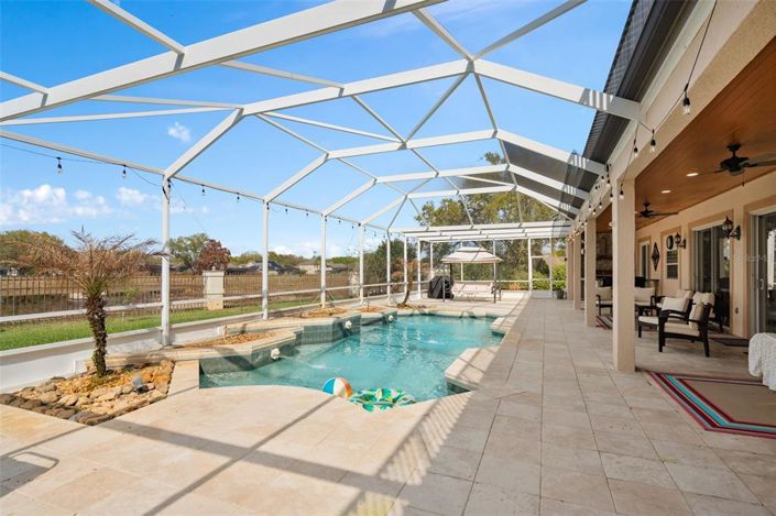 Image No.55-6 Bed Property for sale