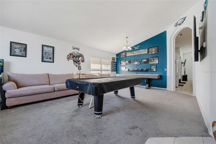 Image No.10-4 Bed Property for sale