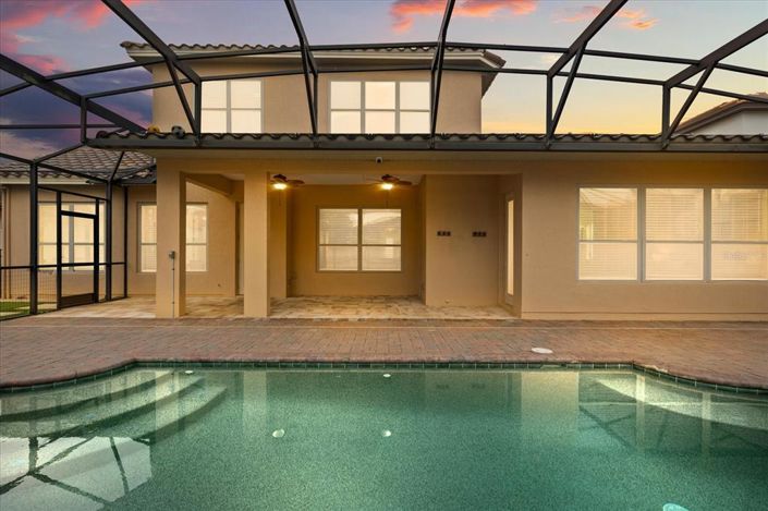 Image No.2-5 Bed Property for sale