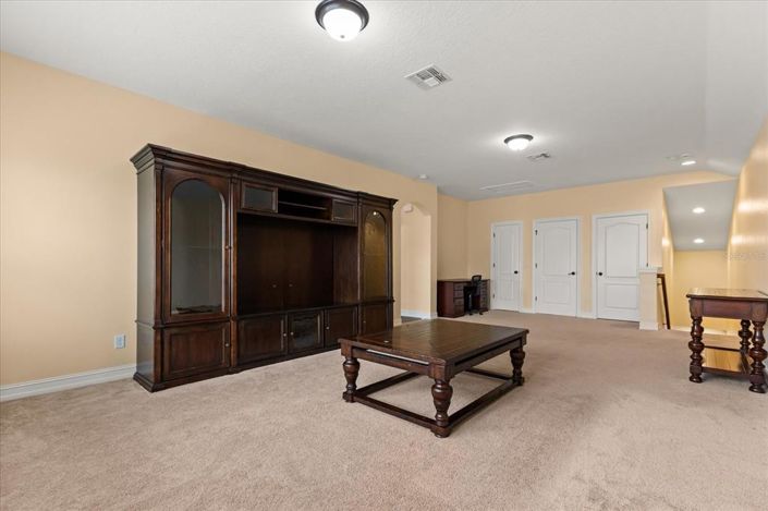 Image No.46-5 Bed Property for sale