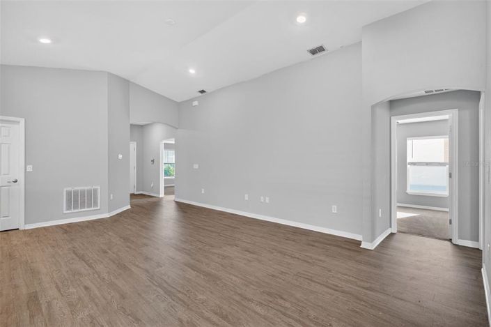 Image No.16-4 Bed Property for sale