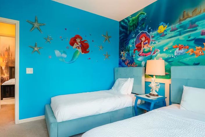 Image No.17-4 Bed Townhouse for sale