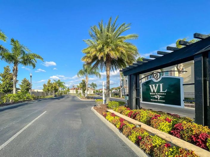 Image No.34-4 Bed Townhouse for sale