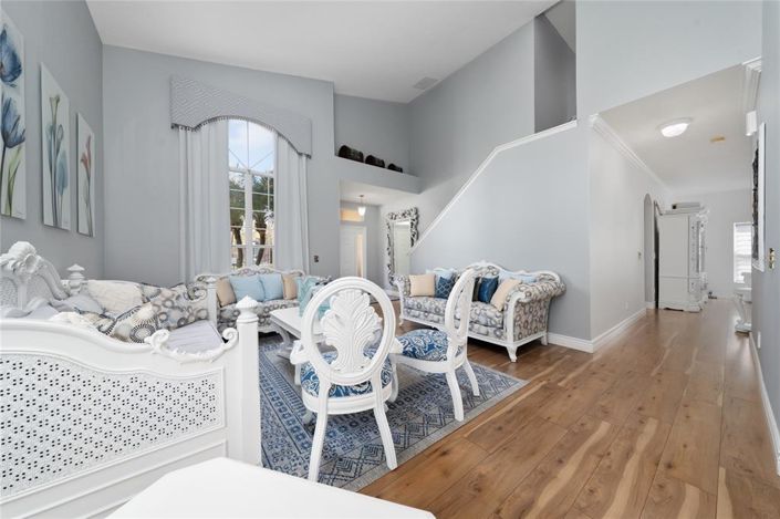 Image No.11-5 Bed Property for sale