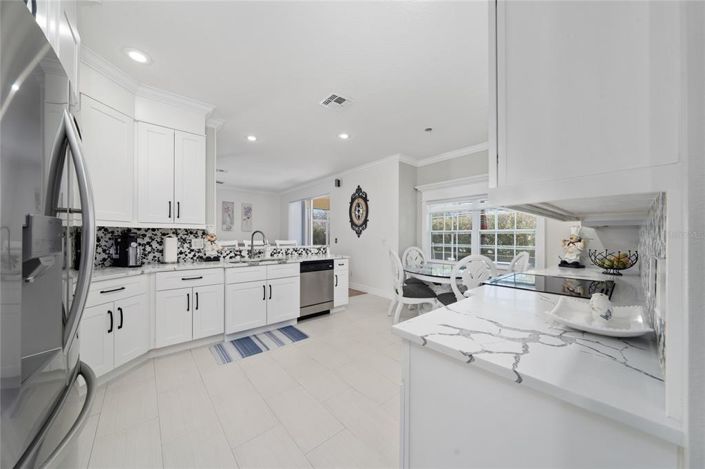 Image No.13-5 Bed Property for sale