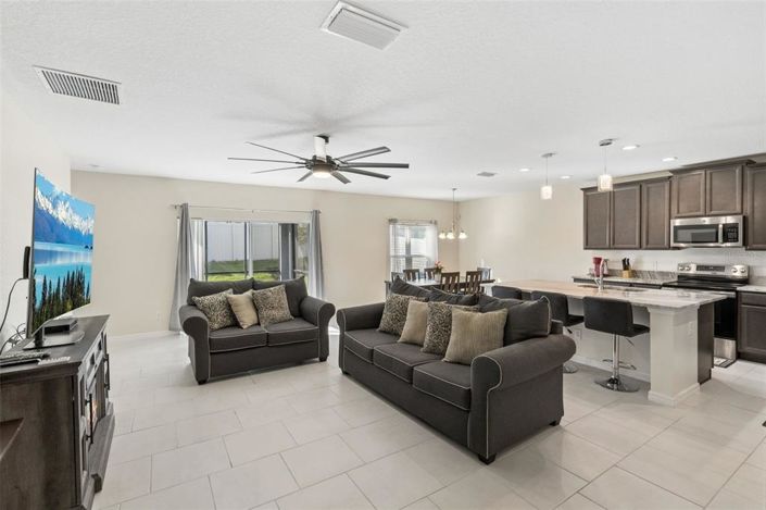 Image No.13-4 Bed Property for sale