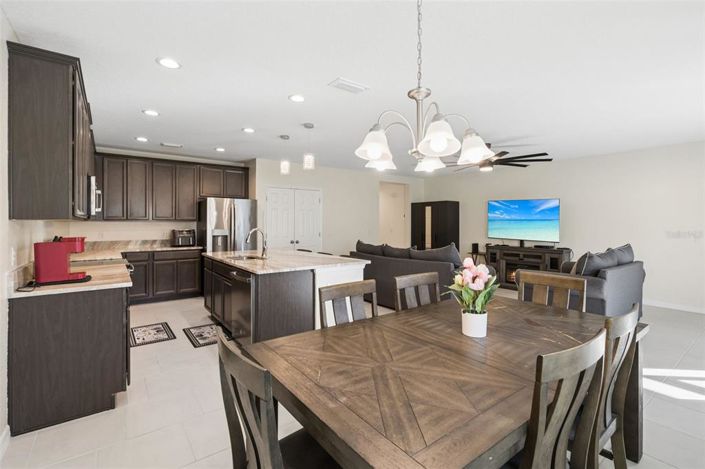 Image No.8-4 Bed Property for sale