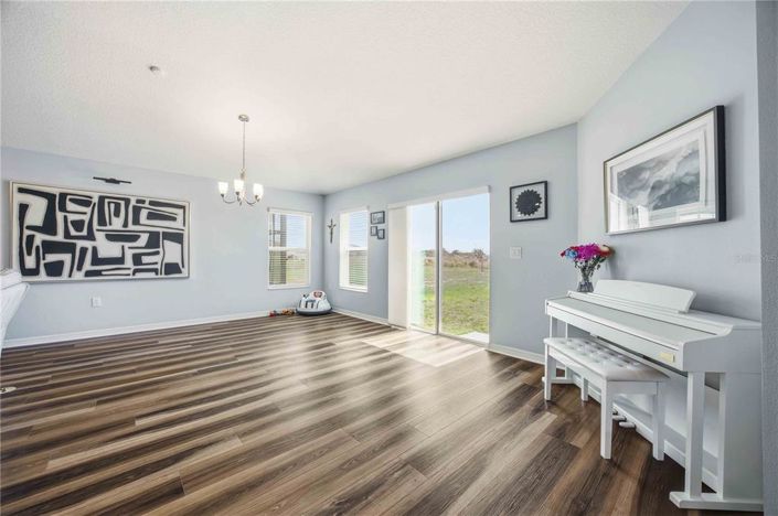 Image No.11-4 Bed Property for sale