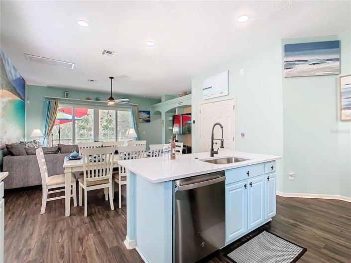 Image No.13-6 Bed Property for sale