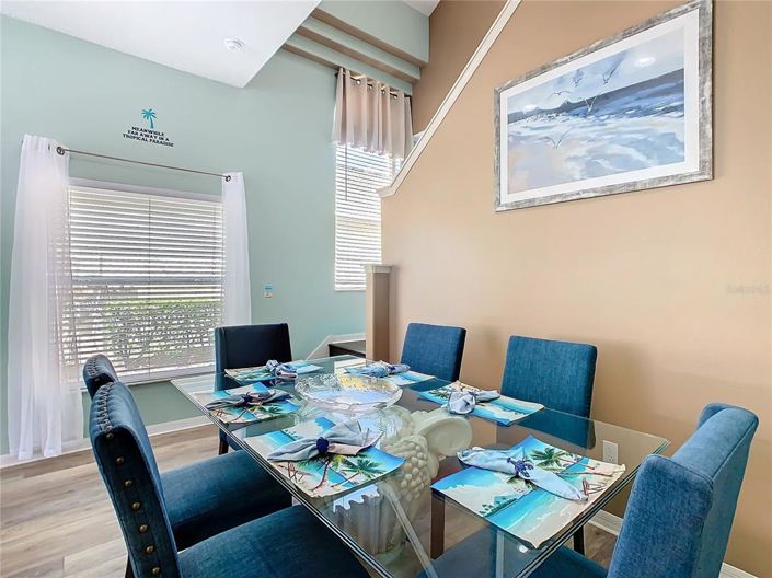 Image No.4-6 Bed Property for sale