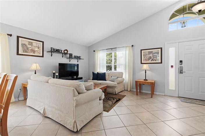 Image No.10-4 Bed Property for sale