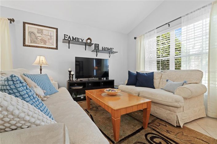 Image No.22-4 Bed Property for sale