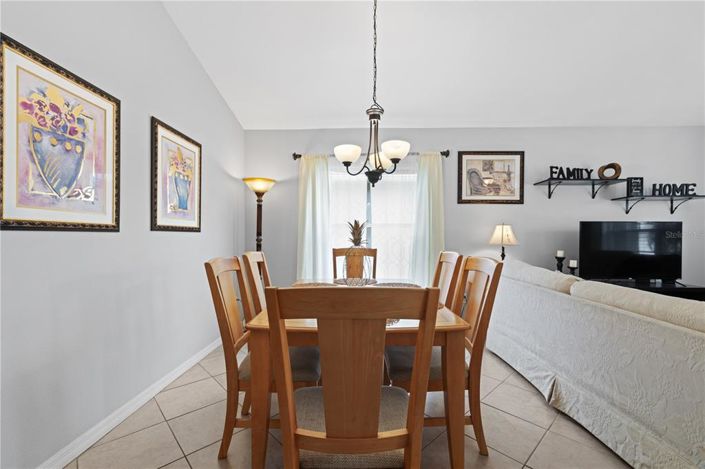 Image No.26-4 Bed Property for sale