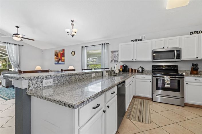 Image No.27-4 Bed Property for sale