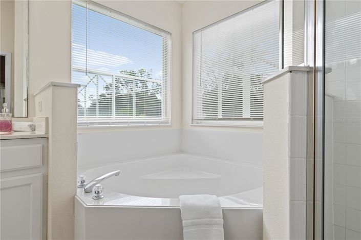 Image No.47-4 Bed Property for sale