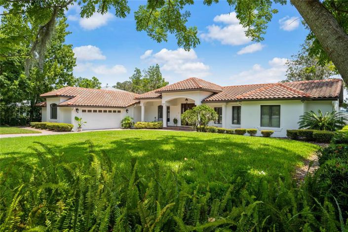 Image No.2-4 Bed Property for sale