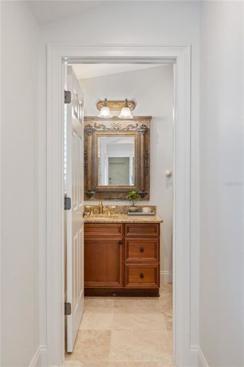 Image No.34-4 Bed Property for sale