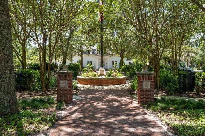 Image No.50-4 Bed Property for sale