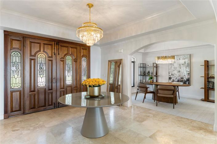 Image No.7-4 Bed Property for sale