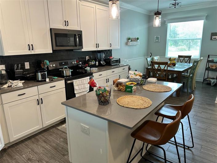 Image No.11-4 Bed Property for sale