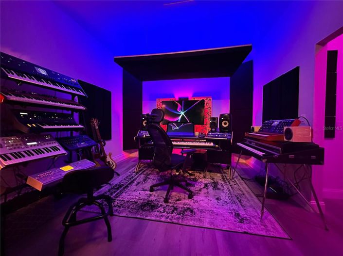 Image No.34-4 Bed Property for sale