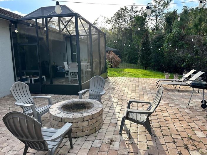 Image No.41-4 Bed Property for sale