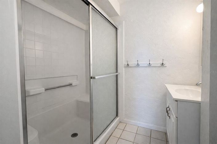 Image No.20-4 Bed Property for sale