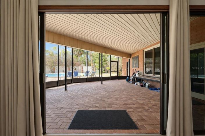 Image No.33-4 Bed Property for sale