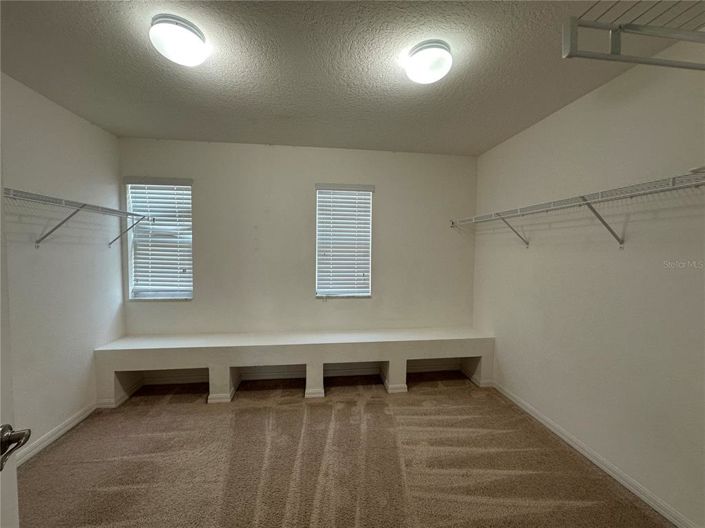 Image No.18-4 Bed Property for sale