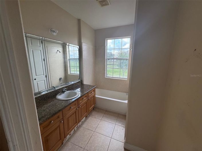 Image No.14-4 Bed Property for sale