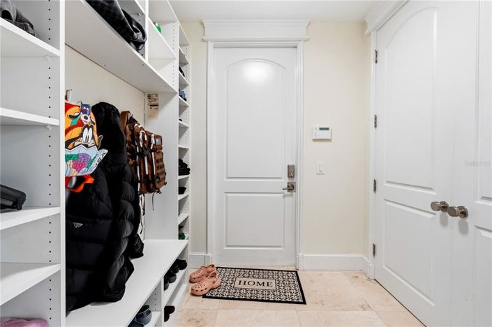 Image No.29-5 Bed Property for sale