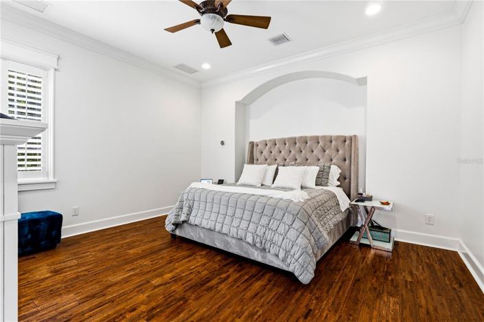 Image No.35-5 Bed Property for sale