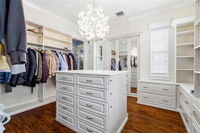 Image No.41-5 Bed Property for sale