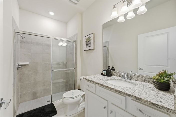 Image No.22-5 Bed Townhouse for sale