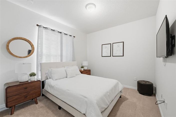 Image No.23-5 Bed Townhouse for sale