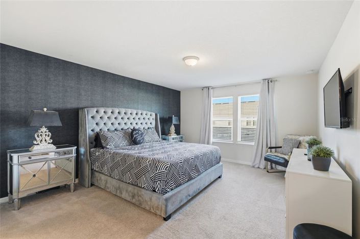 Image No.9-5 Bed Townhouse for sale