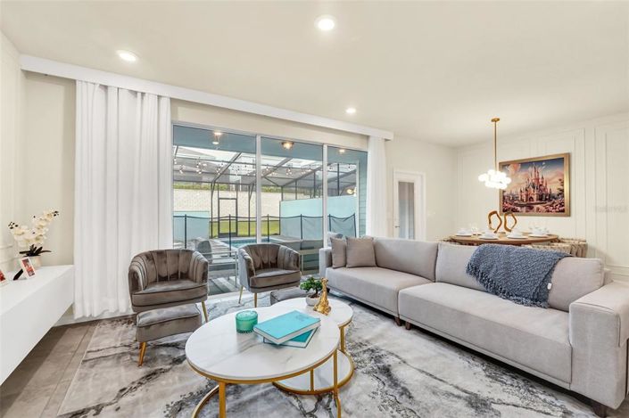 Image No.16-5 Bed Townhouse for sale