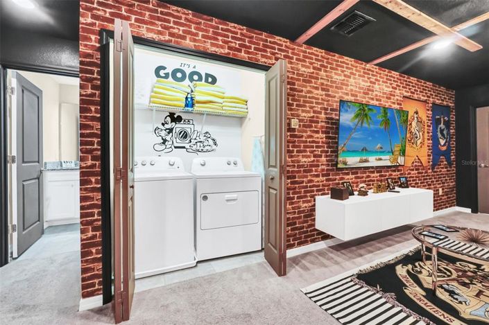 Image No.25-5 Bed Townhouse for sale