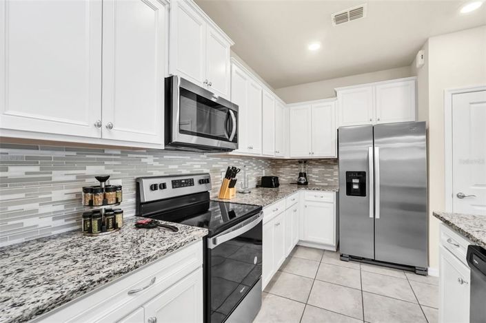 Image No.8-5 Bed Townhouse for sale