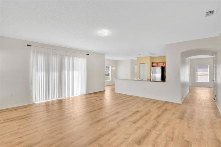 Image No.13-4 Bed Property for sale