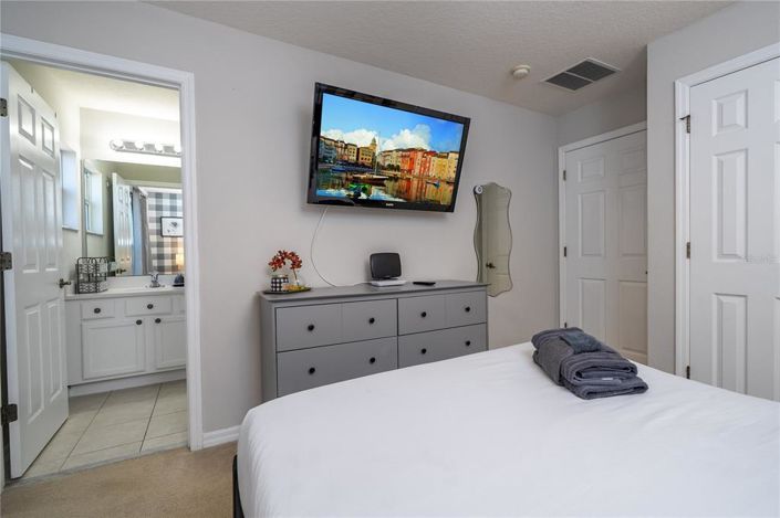 Image No.38-3 Bed Townhouse for sale