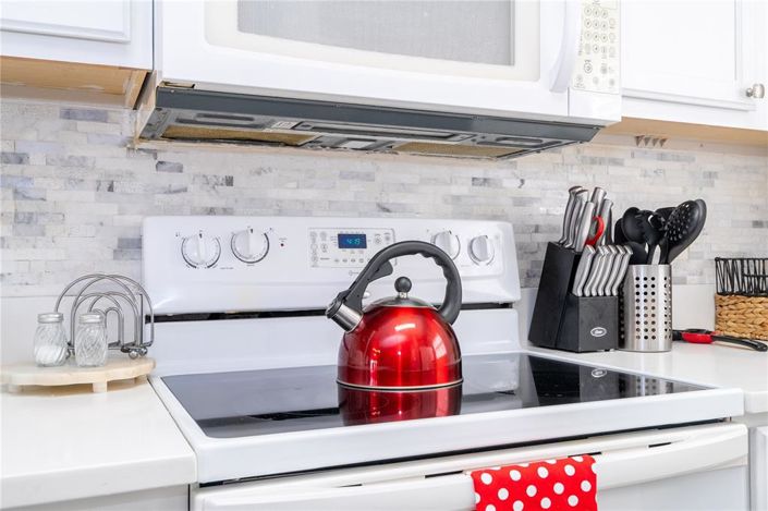 Image No.8-3 Bed Townhouse for sale