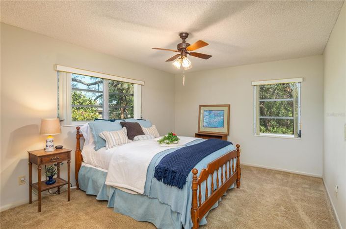 Image No.22-3 Bed Property for sale