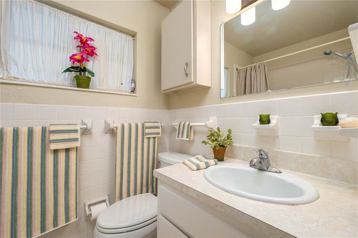 Image No.30-3 Bed Property for sale