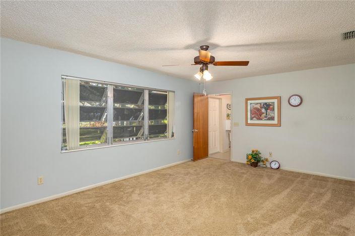 Image No.35-3 Bed Property for sale