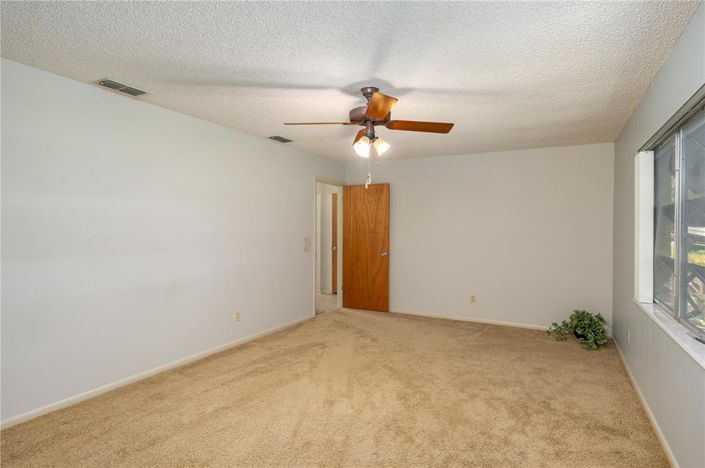 Image No.36-3 Bed Property for sale