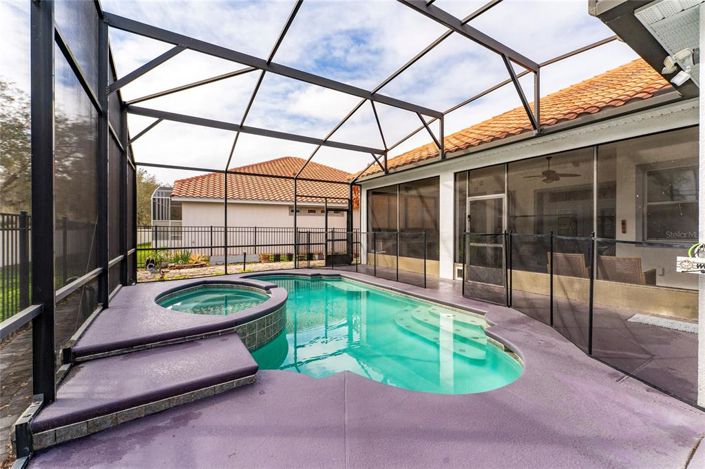 Image No.30-4 Bed Property for sale