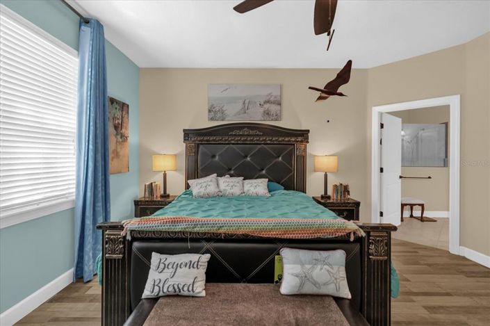 Image No.19-2 Bed Property for sale